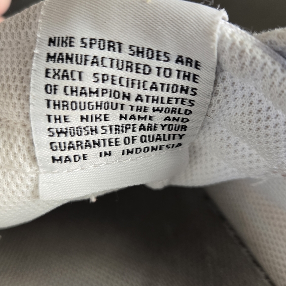 Nike Sport White Mesh Sneakers - Picture 3 of 5